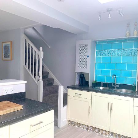 Stay In The Heart Of York At The Hampden - Free Parking - York Holiday Home Екстериор снимка