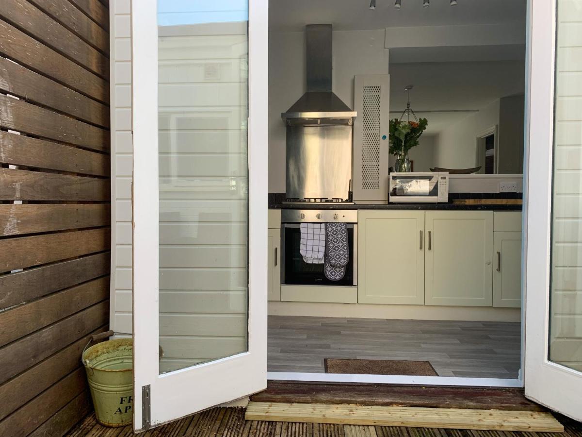 Stay In The Heart Of York At The Hampden - Free Parking - York Holiday Home Екстериор снимка