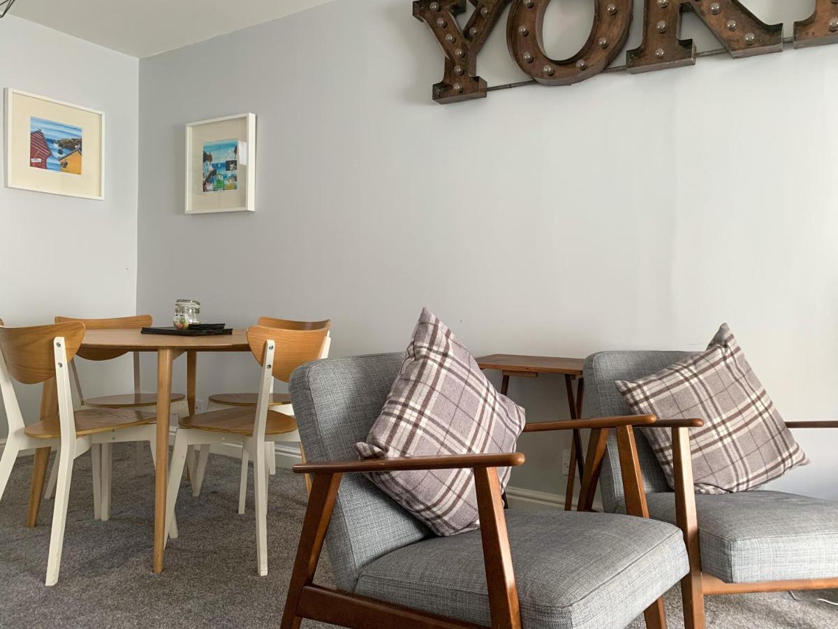 Stay In The Heart Of York At The Hampden - Free Parking - York Holiday Home Екстериор снимка