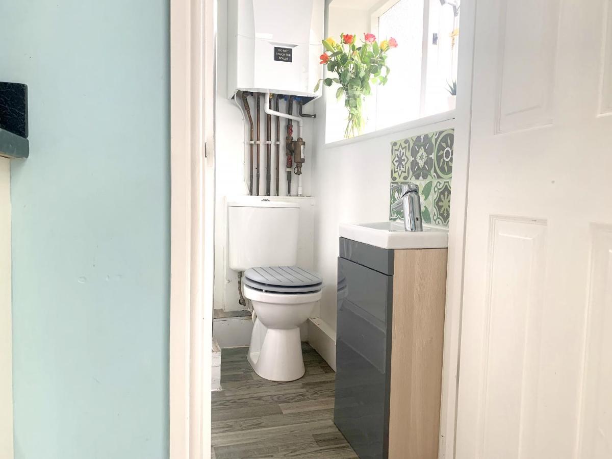 Stay In The Heart Of York At The Hampden - Free Parking - York Holiday Home Екстериор снимка