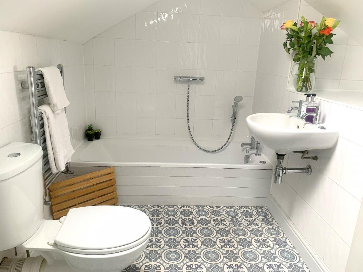 Stay In The Heart Of York At The Hampden - Free Parking - York Holiday Home Екстериор снимка