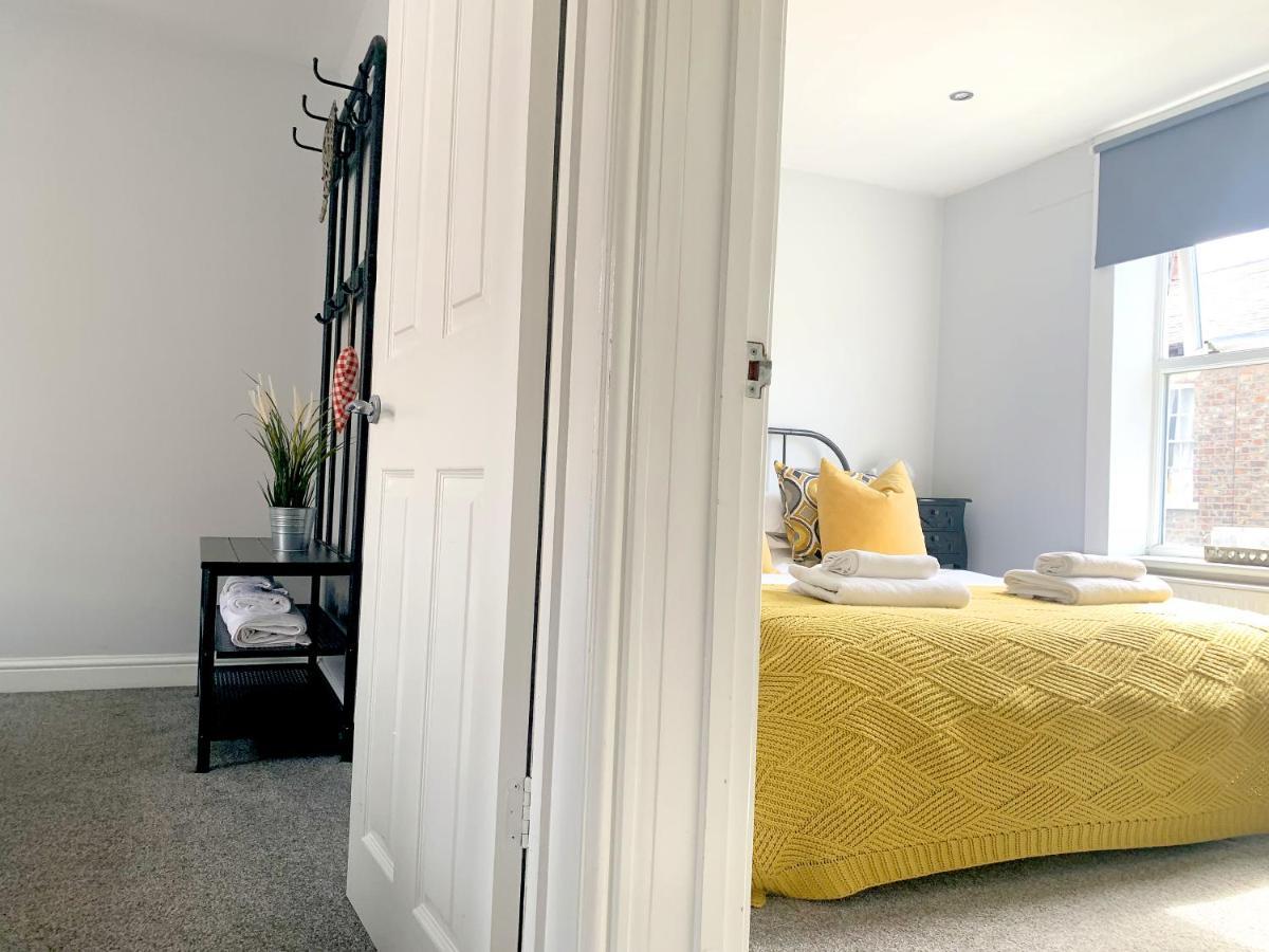 Stay In The Heart Of York At The Hampden - Free Parking - York Holiday Home Екстериор снимка