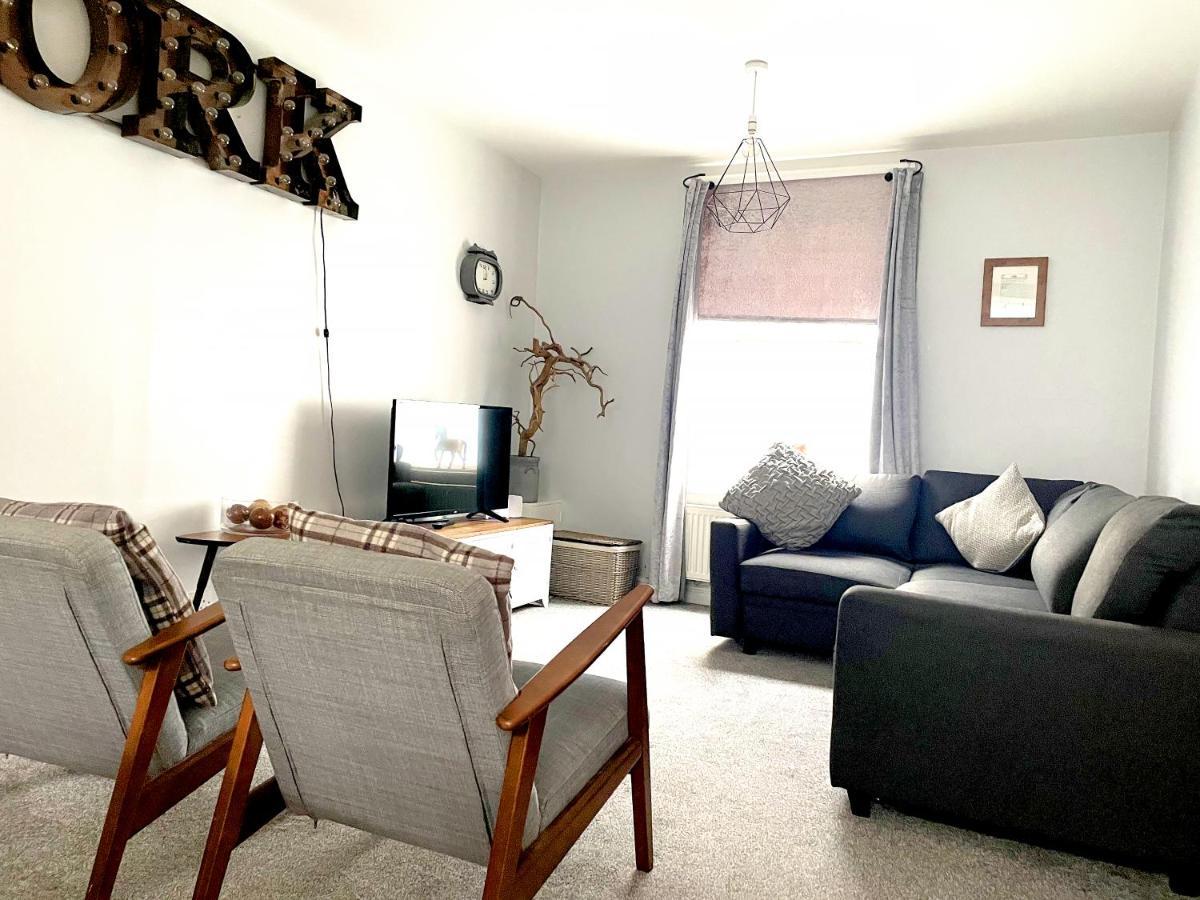 Stay In The Heart Of York At The Hampden - Free Parking - York Holiday Home Екстериор снимка