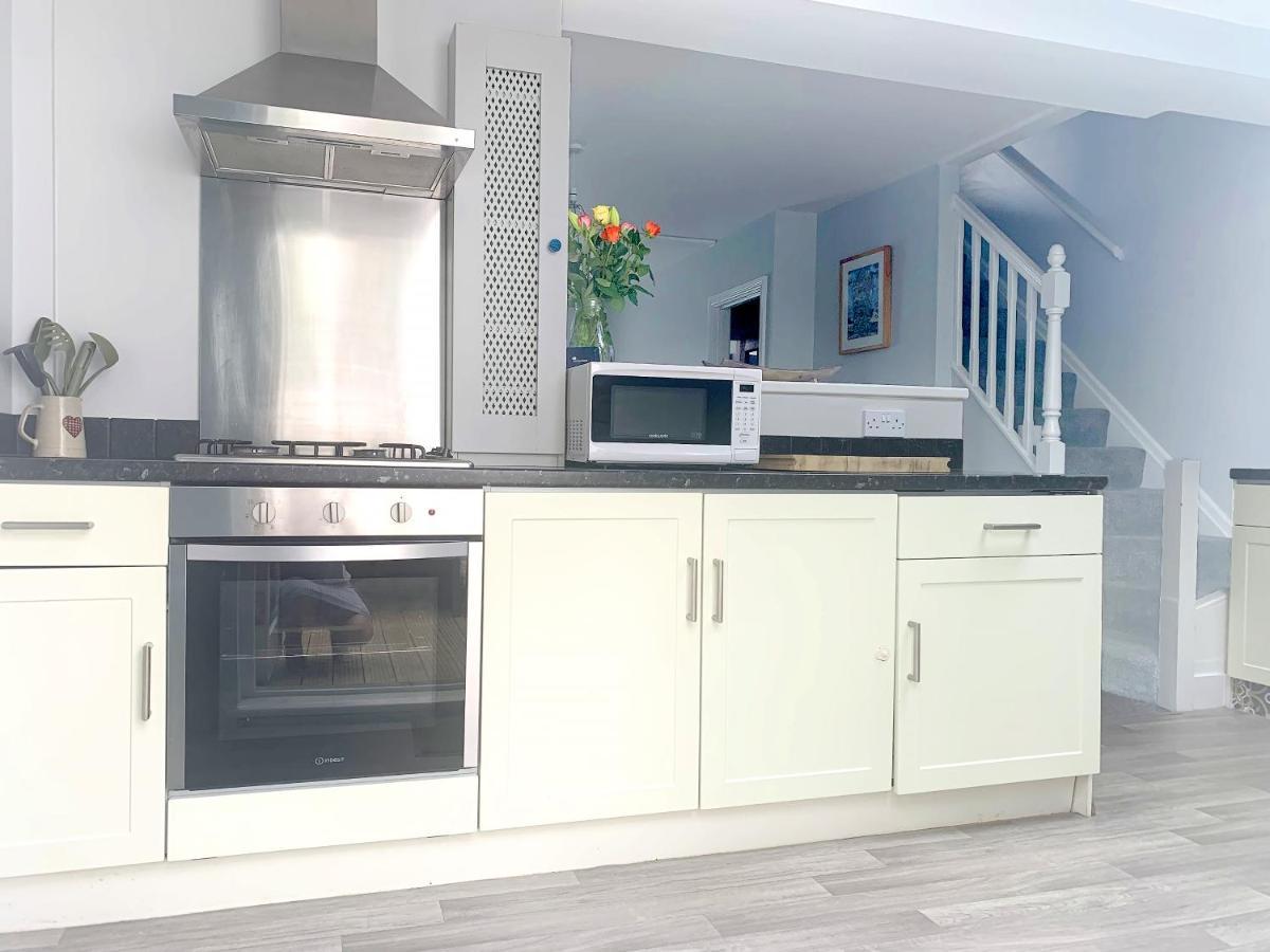 Stay In The Heart Of York At The Hampden - Free Parking - York Holiday Home Екстериор снимка